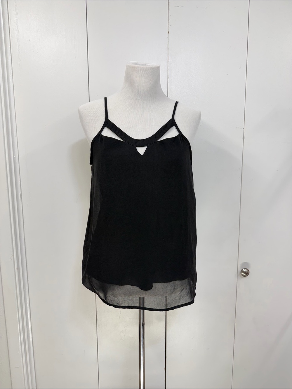 Naif Black Keyhole Cutout Sheer Chiffon Layered Cami Tank Top Medium